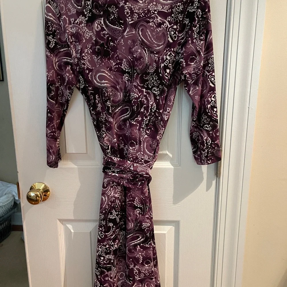 Lily and Kate purple wrap dress - Picture 4 of 5